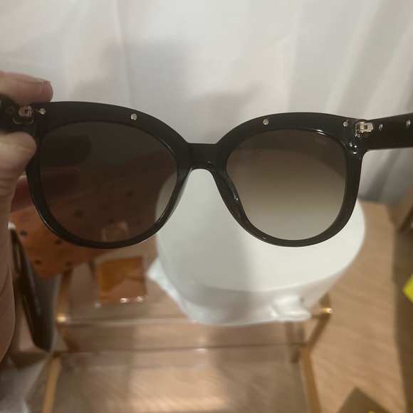 MCM 55mm new Cat Eye Sunglasses Black with silver 🕶 - Picture 5 of 6